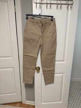 Women’s H&M Divided Loose Mom Fit Khaki Jeans Size 6